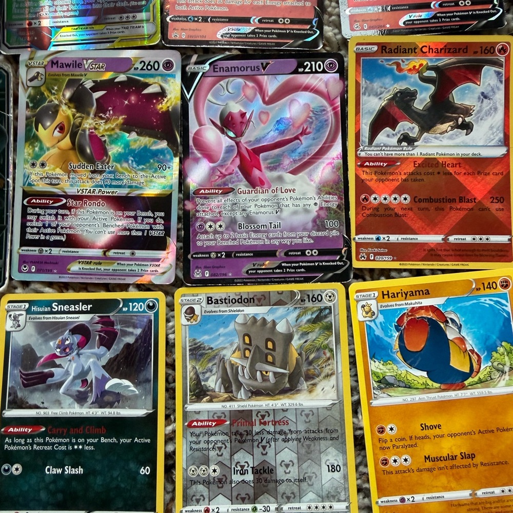 Sold/ not available Bundle: Pack of Pokémon cards - Picture 7 of 12